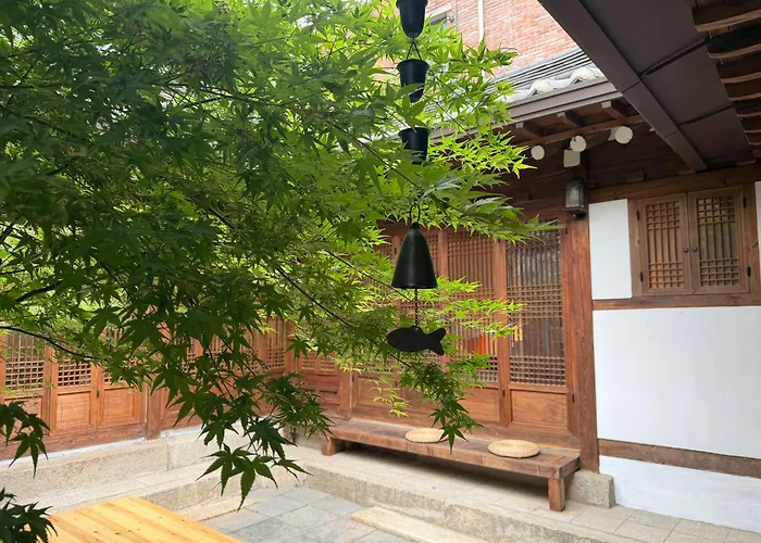 度假居 By The Palace 고택 송가헌