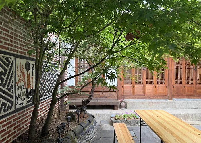 度假居 By The Palace 고택 송가헌 首爾